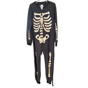 Lot of 4 Hooded Pajamas: Dino, Burger Fries, Camo, Skeleton, Size M